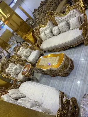 Imported Luxury Royal 10seater Sofa With Center Table Available