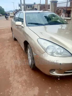 Lexus ES 300 2005 Gold
