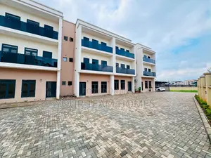 4bdrm Townhouse/Terrace in Katampe Extension for sale