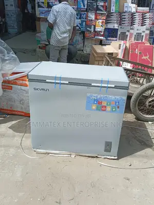 Chest Freezer Skyrun 200L