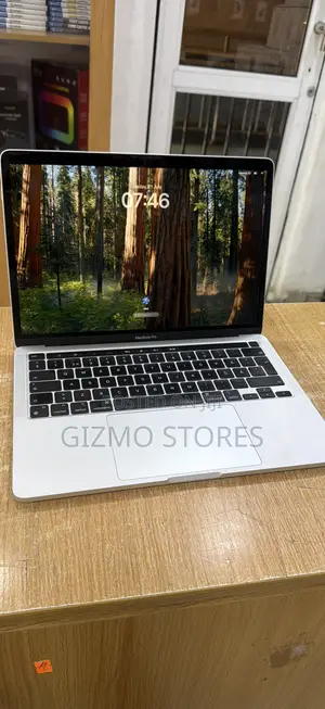 Laptop Apple MacBook Pro 2020 M1 16GB Apple M1 SSD 512GB