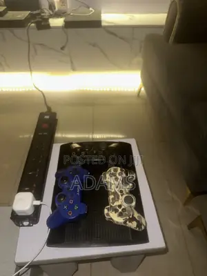 PlayStation 3 SuperSlim Console Plus 3 Controllers With Inbuilt Games