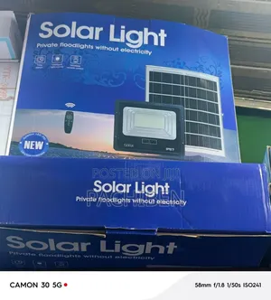 500W Solar Floodlight Without Electricity