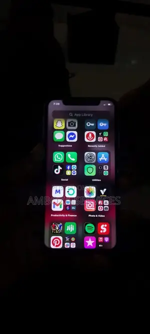 Apple iPhone X 64 GB White