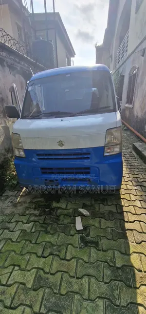 Suzuki APV Minibus 2009