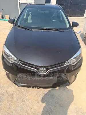 Toyota Corolla 2015 Black