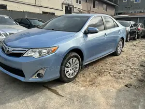 Toyota Camry LE 4dr Sedan (2.5L 4cyl 6A) 2012 Blue
