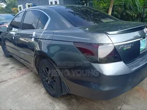 Honda Accord 2009 Gray