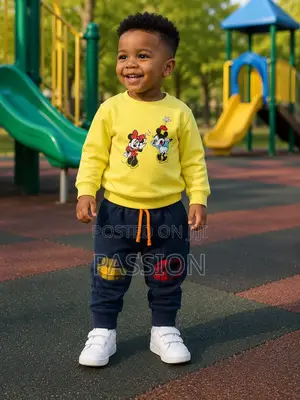 Cute Cartoon Boys Sweatshirt Joggers Set – 1 to 2 Years