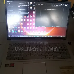 Laptop Asus Vivobook 14 8GB AMD Ryzen 3 SSD 250GB