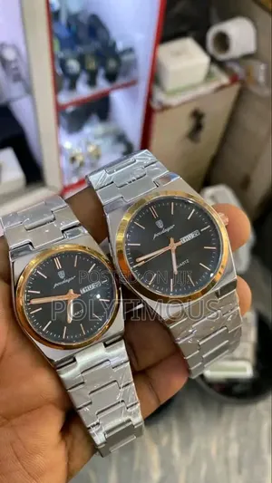 Poedagar Luxury Stainless Steel Quartz Wristwatch