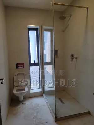 3bdrm Block of Flats in Wuye for rent