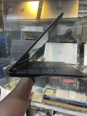 Laptop Dell Latitude 7450 8GB Intel Core i7 SSD 512GB