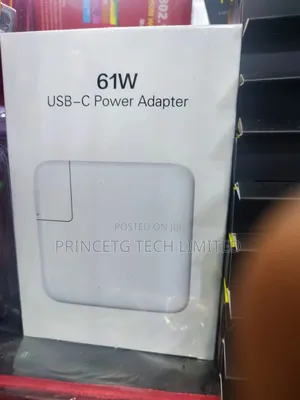 USB-C Power Adapter 61w