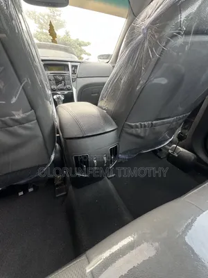 Hyundai Sonata Limited Sedan FWD (2.4L 4cyl 6A) 2013 Silver