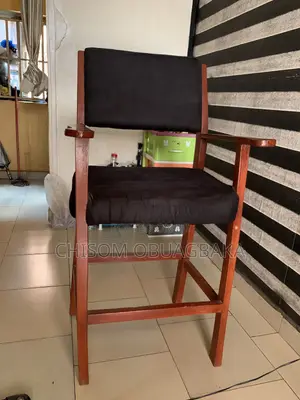 Make Up Chair