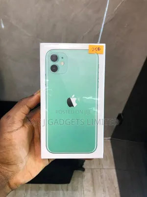 New Apple iPhone 11 256 GB Green