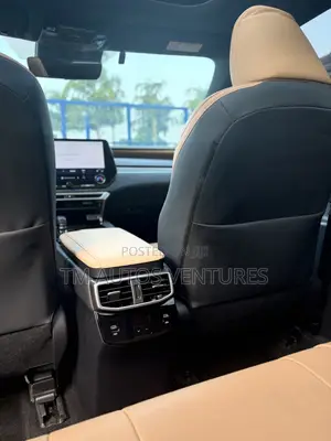 Lexus LX 2024 Beige
