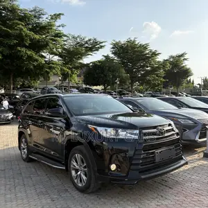 Toyota Highlander XLE AWD 2020 Black