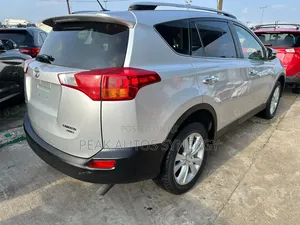 Toyota RAV4 2014 Silver