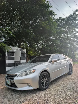 Lexus ES 2013 Silver