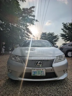 Lexus ES 2013 Silver
