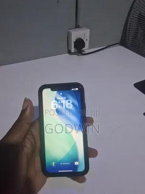 Apple iPhone 11 128 GB Red