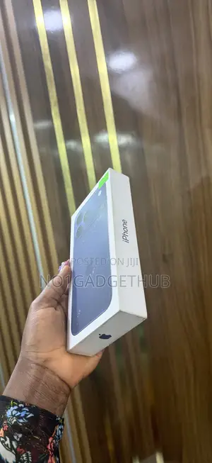 New Apple iPhone 17 Pro Max 256 GB Blue