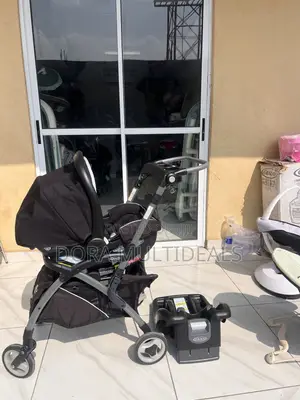Graco 3in1 Carrier, Car Seat, Stroller Complete Travel System