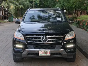 Mercedes-Benz M Class ML350 4MATIC 4dr SUV AWD (3.5L 6cyl 7A) 2014