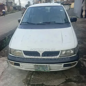 Mitsubishi SpaceWagon Automatic 1999 Maroon