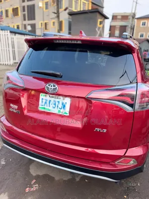 Toyota RAV4 2016 Red