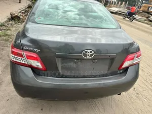 Toyota Camry 2011 Gray