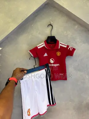 *Manchester United* Kid Jersey 2026/27