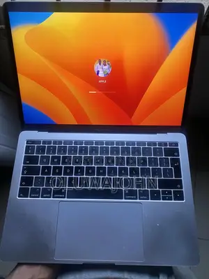 Laptop Apple MacBook Pro 2017 8GB Intel Core i5 SSD 256GB