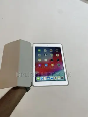Apple iPad Air 16 GB Silver