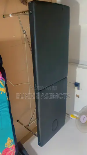 Foldable Massage Bed