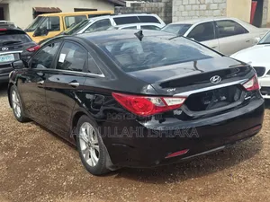 Hyundai Sonata 2011 Black