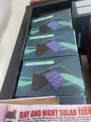 Solar Wall and Fence Lights