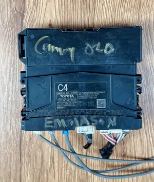 Toyota Camry Telephone Transceiver Control Module (2018–2020 Models)