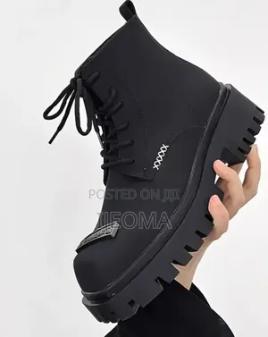 Men's Boots – Stylish Lightweight Casual Footwear