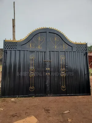 Buy and Install Ready-Made and Unique Solid Black Gate
