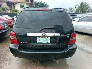 Toyota Highlander 2004 Black