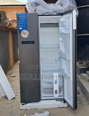 Midea 490 L Side by Side Refrigerator With Dispenser Ice Cube Maker