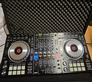 Pioneer DDJ SZ UK  USED (With New Magma Bag)