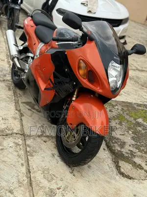 Suzuki Hayabusa 2006 Orange