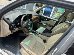 Mercedes-Benz GLK-Class 350 SUV 2013 Gray