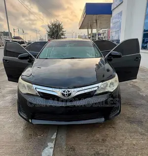 Toyota Camry LE 4dr Sedan (2.5L 4cyl 6A) 2013 Black