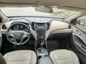 Hyundai Santa Fe 2015 Red