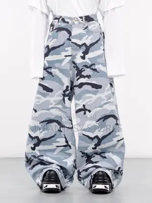 Vetements Camouflage Baggy Denim Jean